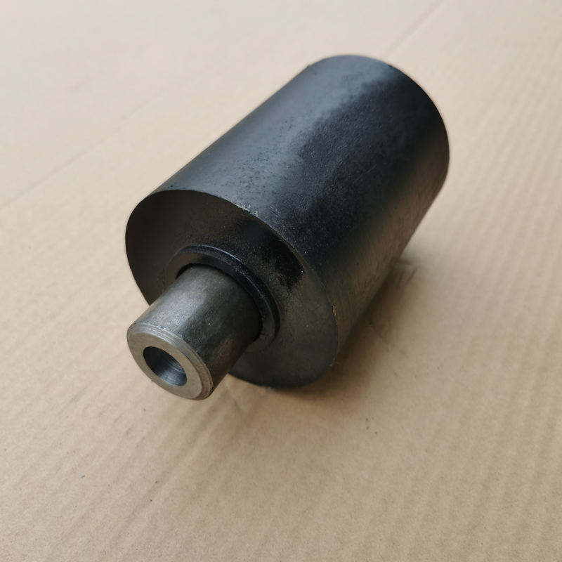 Cast Iron Nose Roller with Axle