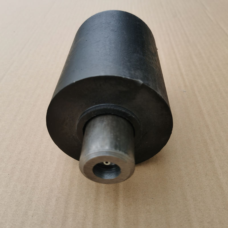 Cast Iron Nose Roller with Axle