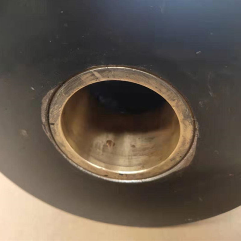 Tail Roller